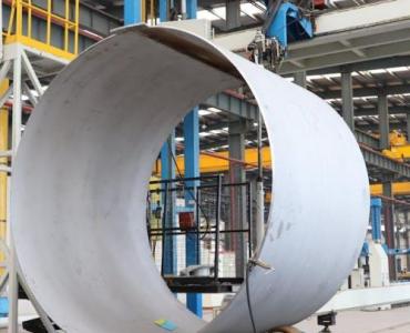 Jak cyfrowe systemy poprawiają efektywność produkcji aut? 9 rozwiązań, które napędzają inteligentne fabryki