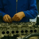 Jak przemysł motoryzacyjny wykorzystuje lean manufacturing? 9 sposobów na szybszą produkcję, mniejsze koszty i lepszą jakość